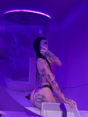 Full leaked Japasiq private photo