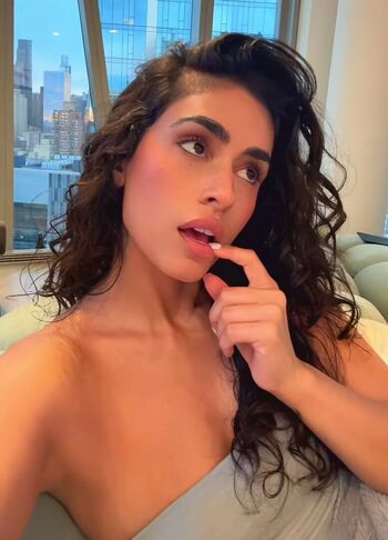 Full leaked Jasleen singh private photo