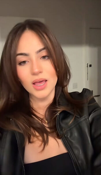 Full leaked Jasmine aveiro private photo