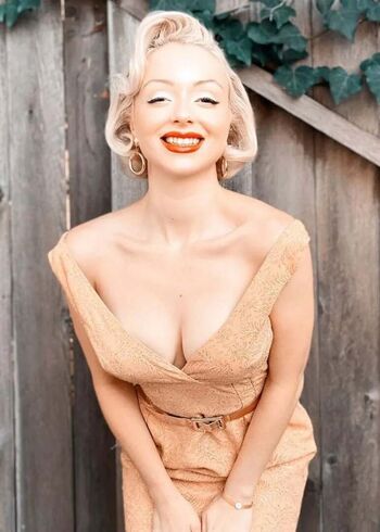 Jasmine Chiswell
