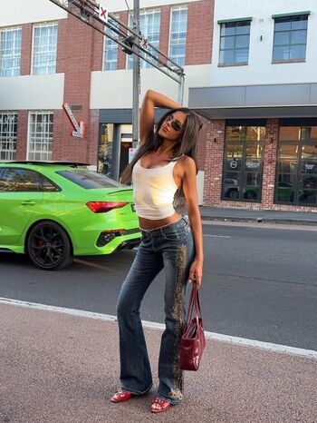 Jasmine Tavares