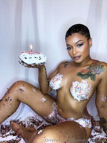 Full leaked Jasmoniquejorian private onlyfans photo