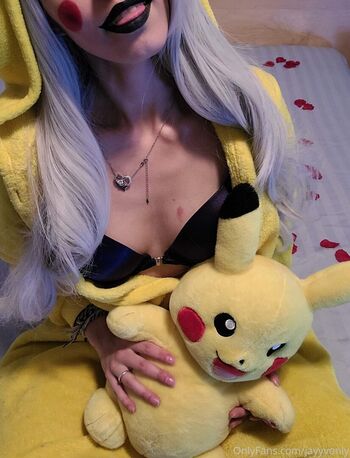 Full leaked Jayyvonly private photo