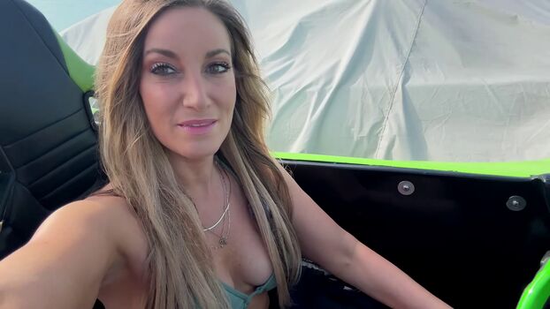 Full leaked Jeana private photo