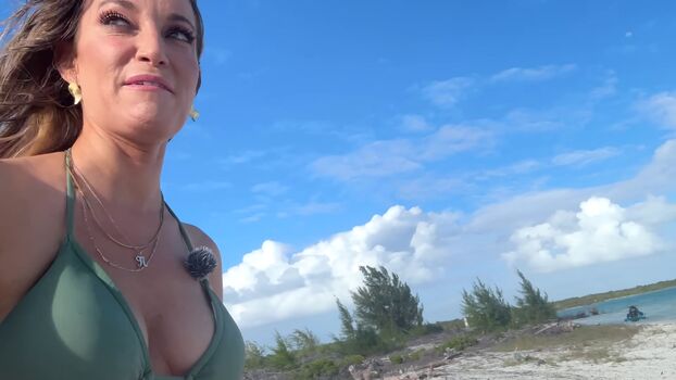 Full leaked Jeana private photo