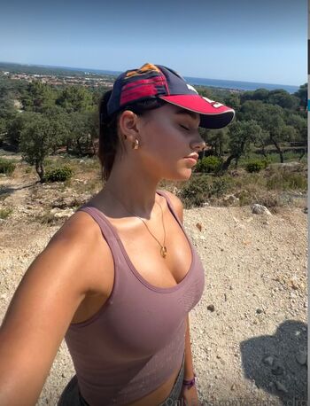 Full leaked Jeanne clrc private photo