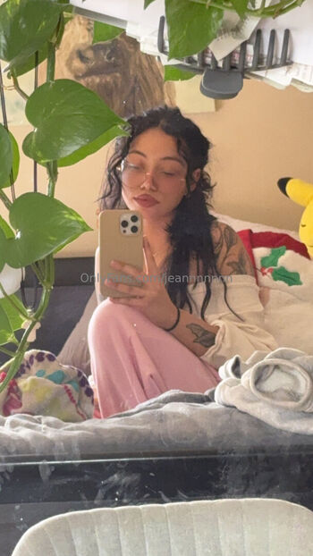 Full leaked Jeannnnnnn private photo
