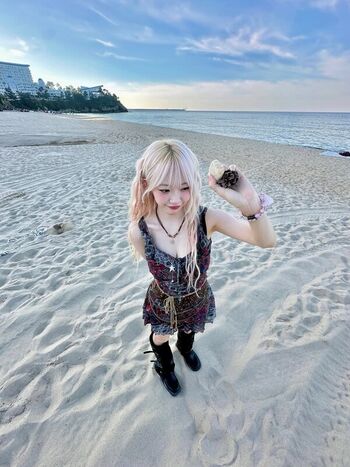 Full leaked Jeewon page private photo