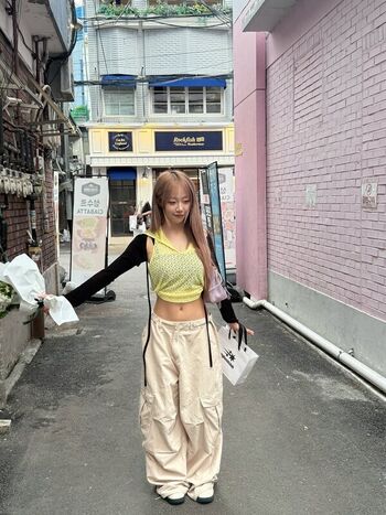 Full leaked Jeewon page private photo