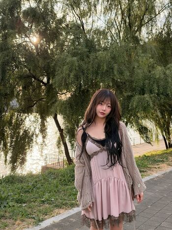 Full leaked Jeewon private photo