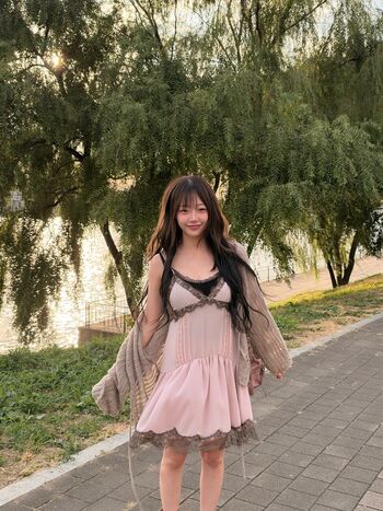 Full leaked Jeewon private photo