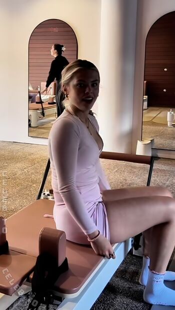 Full leaked Jellefeline private onlyfans photo