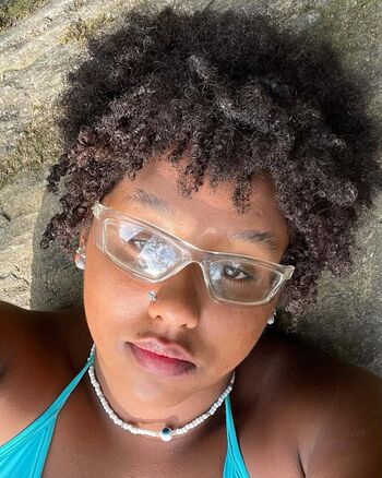 Full leaked Jellievissee private onlyfans photo