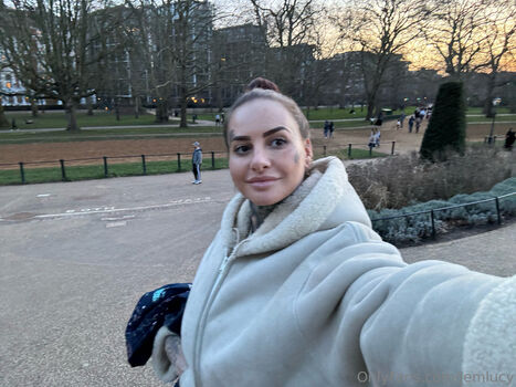 Full leaked Jemlucy private photo