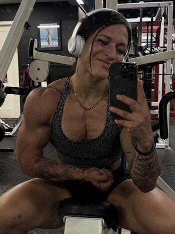 Full leaked Jen erhardt ifbbpro private onlyfans photo