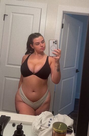 Full leaked Jennadashnerr private onlyfans photo