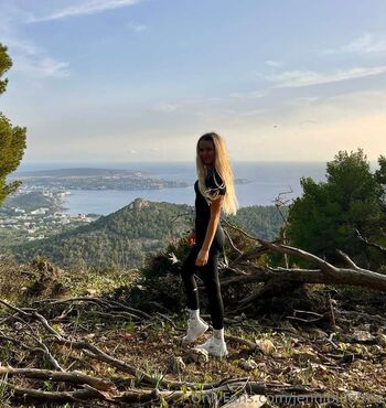 Full leaked Jenni blue private onlyfans photo