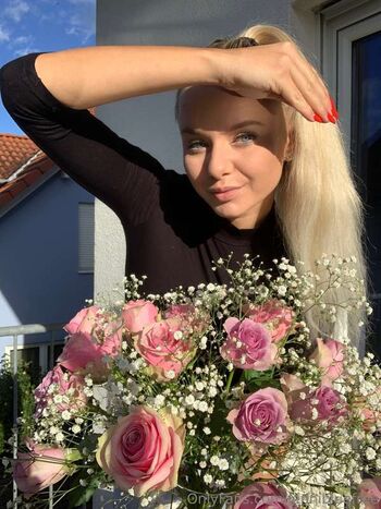 Full leaked Jenni blue private onlyfans photo