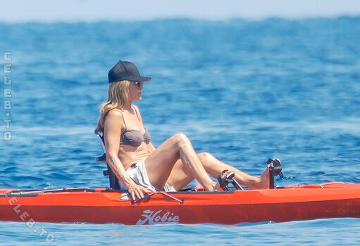 Full leaked Jennifer aniston page private photo