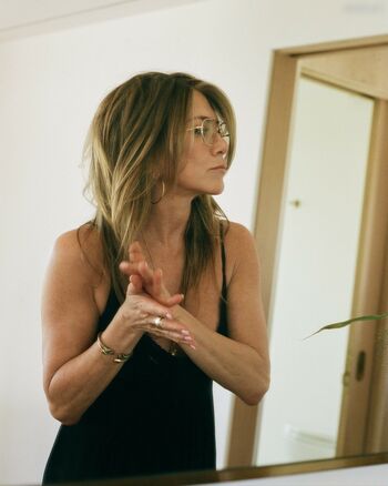 Full leaked Jennifer aniston private photo