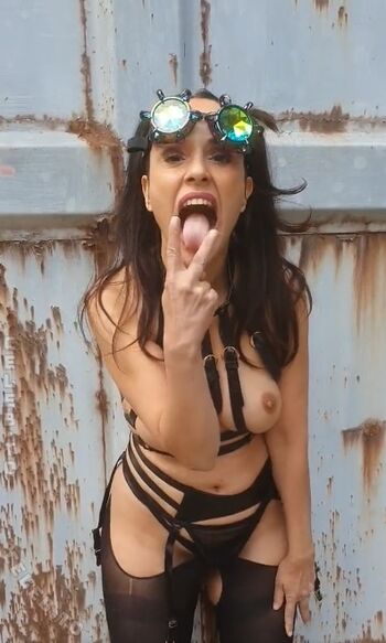 Full leaked Jennifer henschel private onlyfans photo