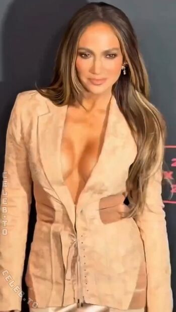 Full leaked Jennifer lopez private photo