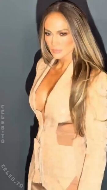 Full leaked Jennifer lopez private photo