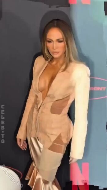 Full leaked Jennifer lopez private photo