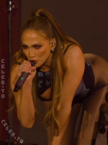Full leaked Jennifer lopez private photo