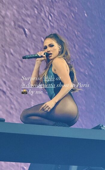 Full leaked Jennifer lopez private photo