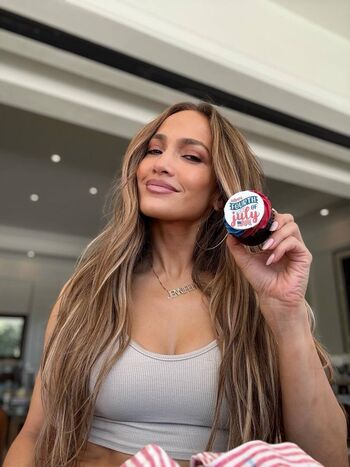 Full leaked Jennifer lopez private photo