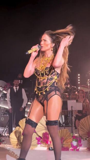 Full leaked Jennifer lopez page private photo