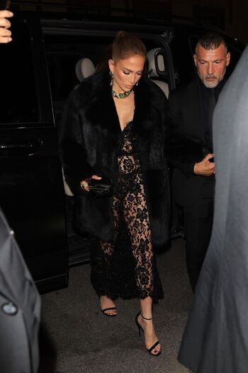 Full leaked Jennifer lopez page private photo