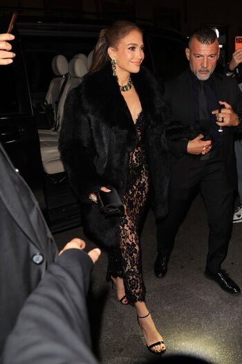 Full leaked Jennifer lopez page private photo