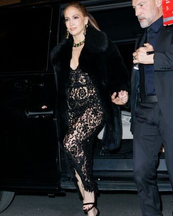 Full leaked Jennifer lopez private photo