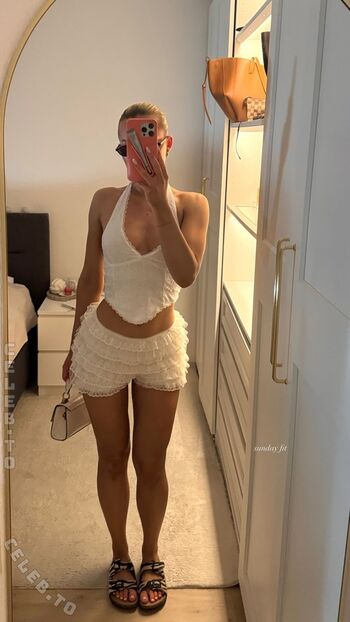 Full leaked Jenny lbx private photo