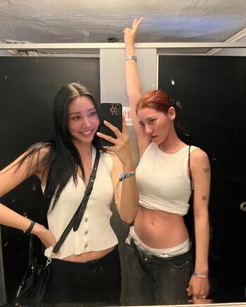 Full leaked Jeon jisu private photo