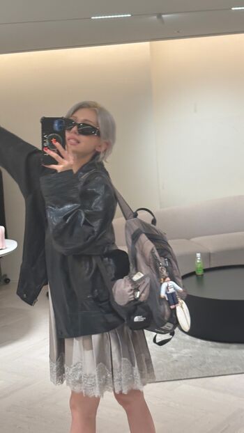 Full leaked Jeon somi private photo