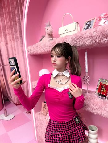 Full leaked Jeon somi page private photo