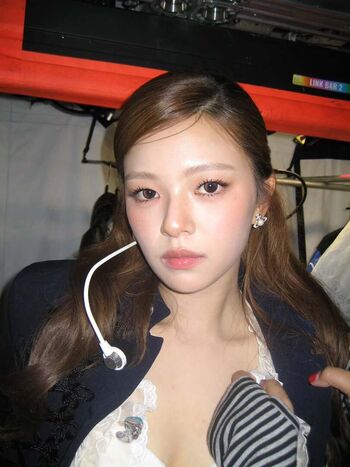 Full leaked Jeongyeon private photo