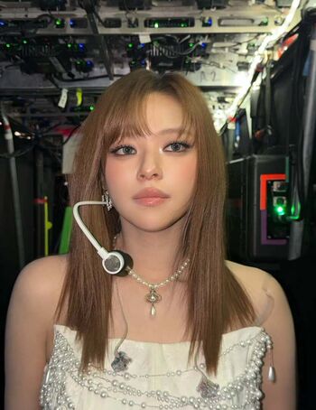 Full leaked Jeongyeon private photo
