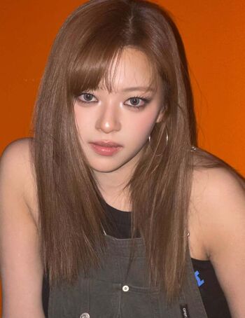 Full leaked Jeongyeon private photo
