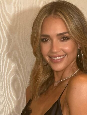 Full leaked Jessica alba private photo
