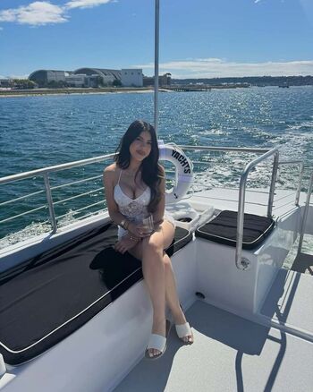 Full leaked Jessica awadis private onlyfans photo