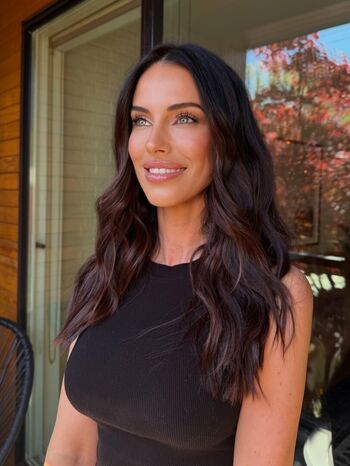 Jessica Lowndes