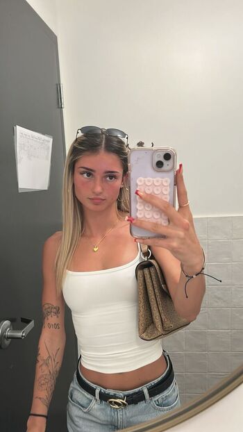 Full leaked Jessicalovelyy private onlyfans photo