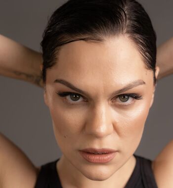 Full leaked Jessie j private photo