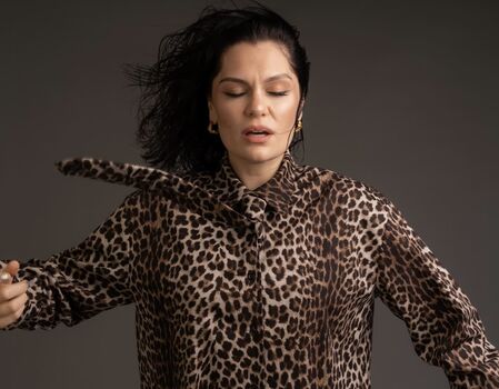 Full leaked Jessie j private photo