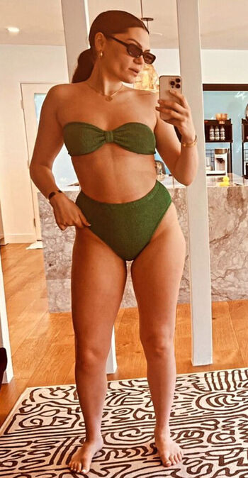 Full leaked Jessie j private photo