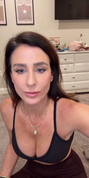 Full leaked Jessiebelevated private onlyfans photo